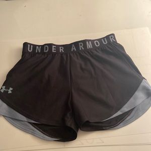 New without tags under armour shorts!